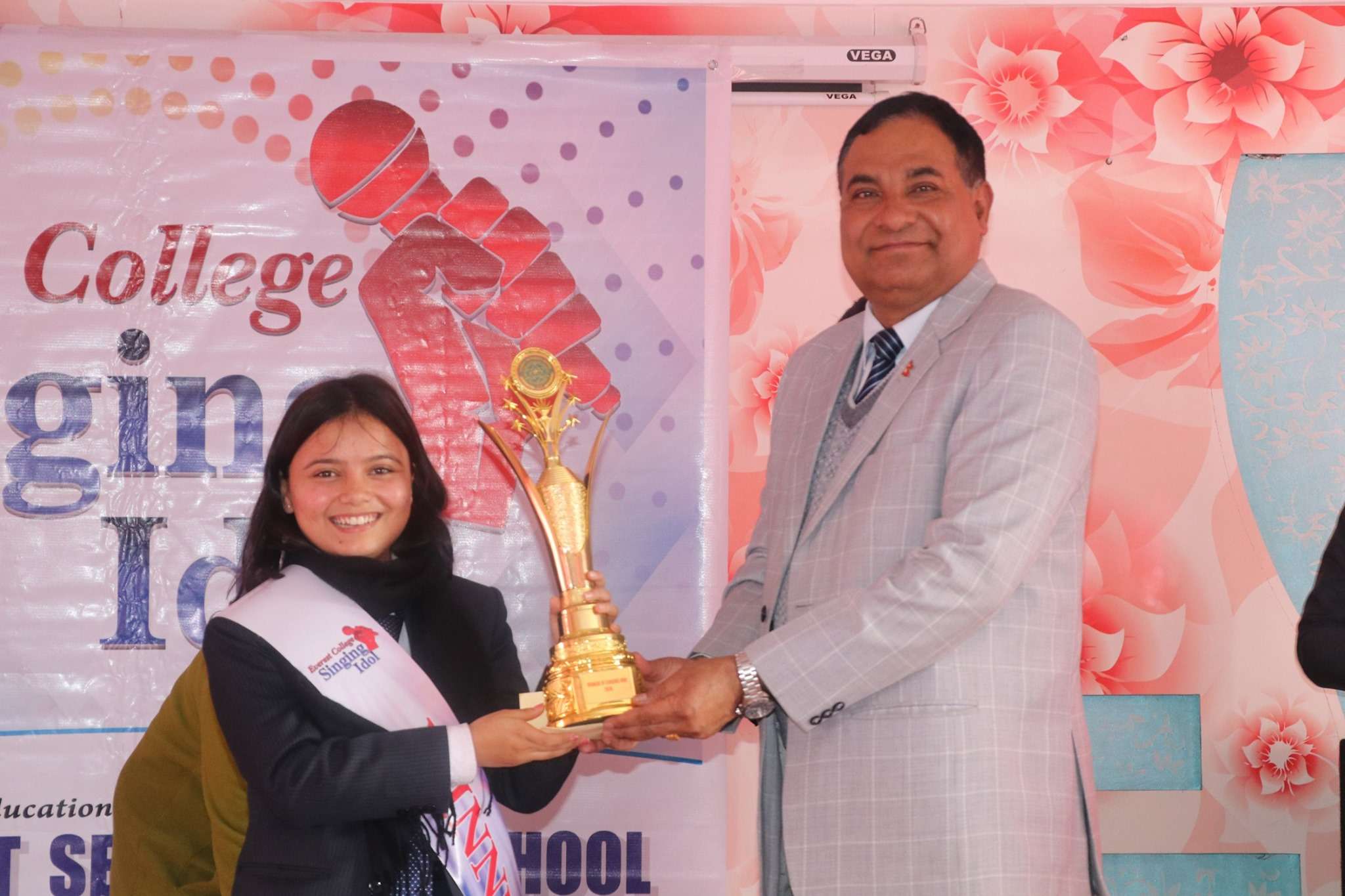 Everest Secondary School