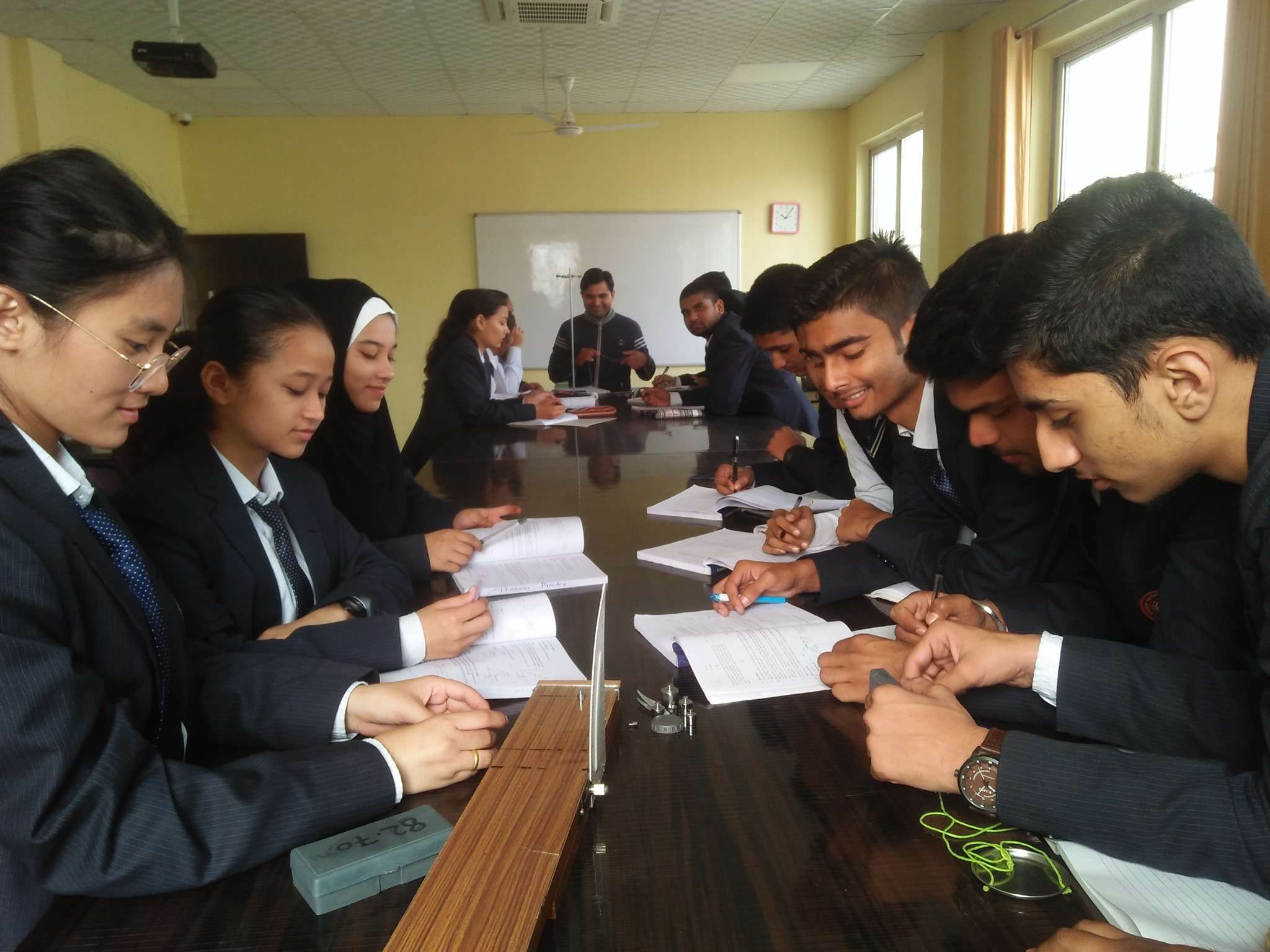 Everest Secondary School
