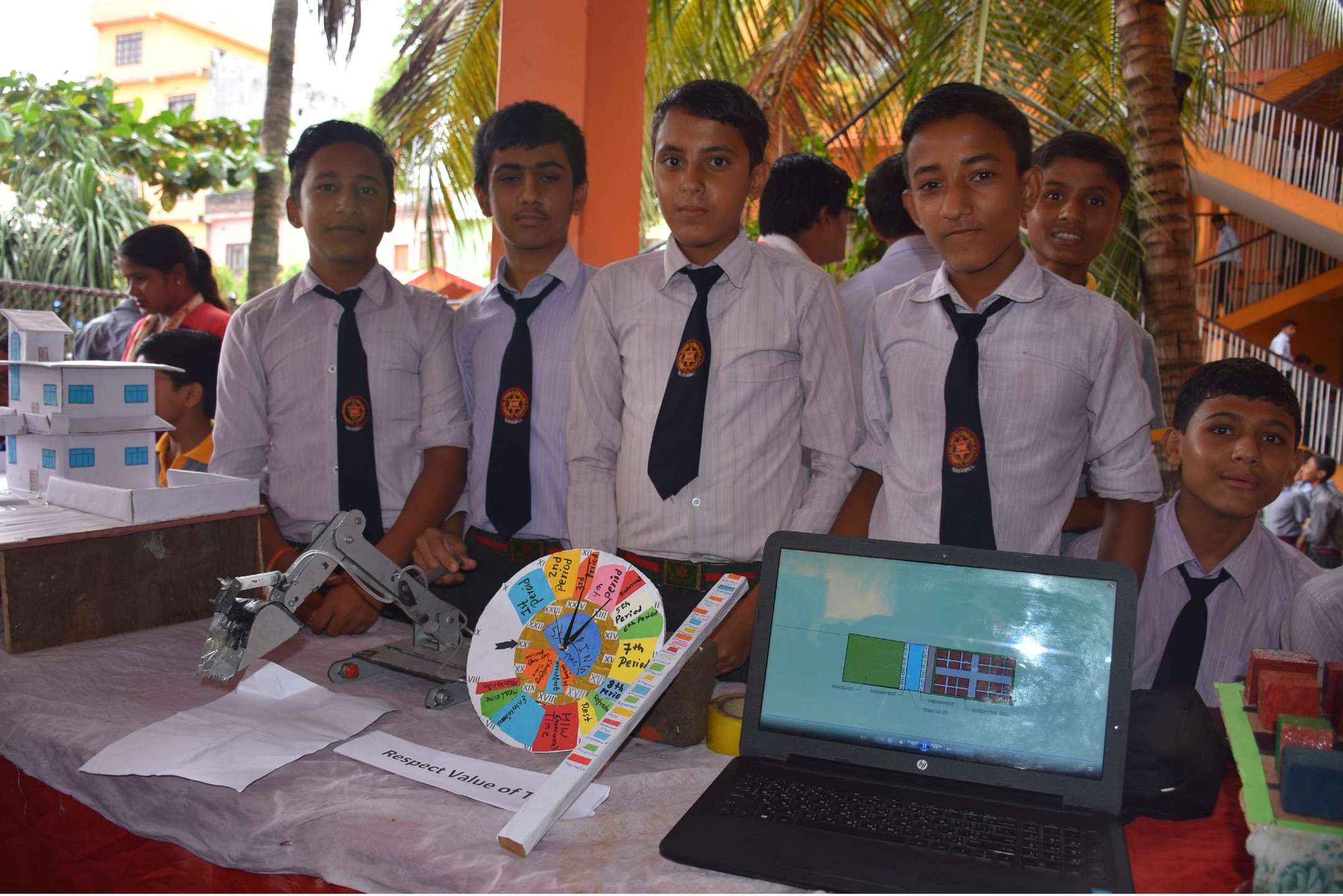 New Horizen H.S School