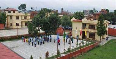 The Chandbagh School