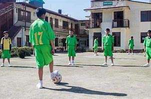 The Chandbagh School